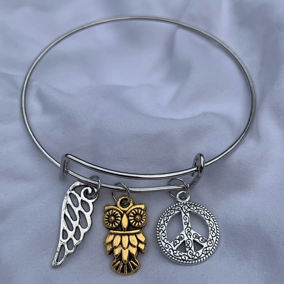 Brand New! Handmade! Adjustable Charm Bangle Bracelet! - Picture 4 of 7